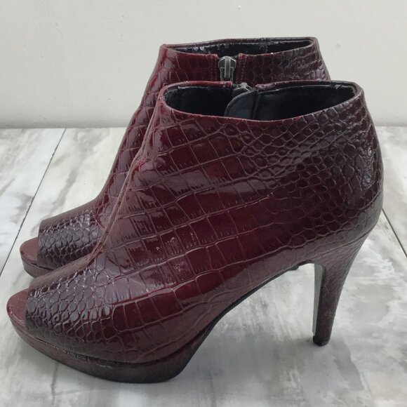 White House Black Market Crocodile Paulette Wine Peep Toe Booties 7 - Picture 2 of 14